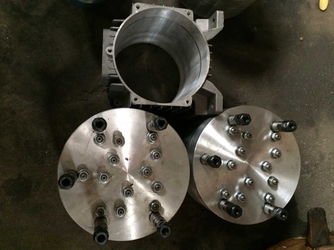 多轴器、多孔钻